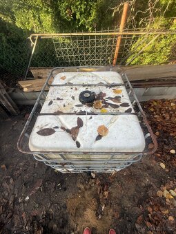 Nádrž na vodu 1000L - 2