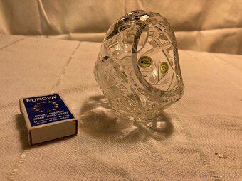 Košíček z ručně broušeného skla, český křišťál. Předání možn - 2