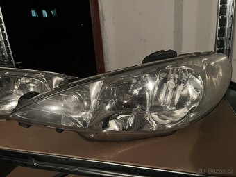 Predni svetla peugeot 206 - 2