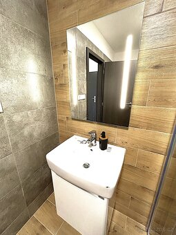 Nové koupelnové zrcadlo 2x LED - 2