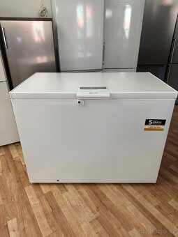 Mrazák Bauknecht (220) - 2