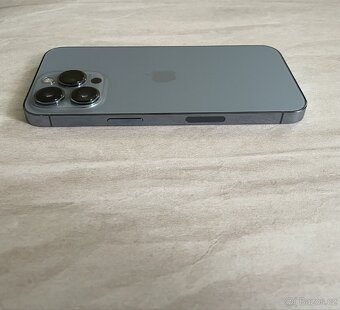 Apple iPhone 13 Pro - 2