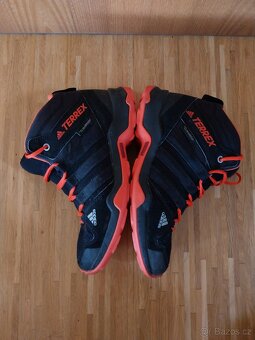 Kotníkové boty Adidas vel. 35 - 2
