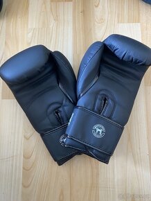 Boxerské rukavice Venum - 2