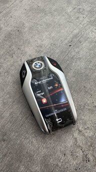 Klíček BMW s displejem G06 G05 G15 G07 G01 G32 G30 G11 - 2