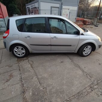Renault Megane Scenic 2 - 2