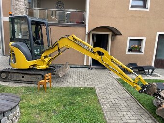 Komatsu PC 27MR2 - 2
