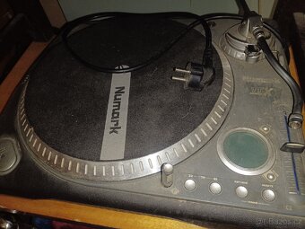Numark TTx - 2