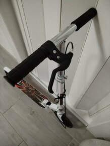 Městská koloběžka Scooter - 2
