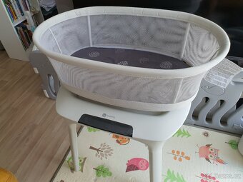 Houpací postýlka 4MOMS Mamaroo Sleep - 2