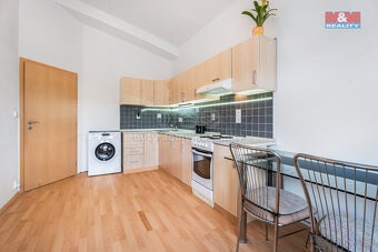 Prodej bytu 2+kk, 45 m², Liberec, ul. Nádvorní - 2