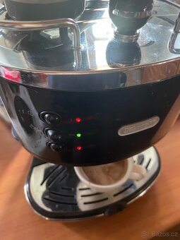 Kávovar Delonghi - 2