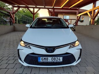 Toyota Corolla sedan 1.8 hybrid 2019 - 2