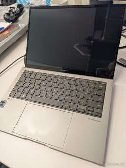 ASUS Zenbook S 13 OLED UX5304VA-OLED183W - 2