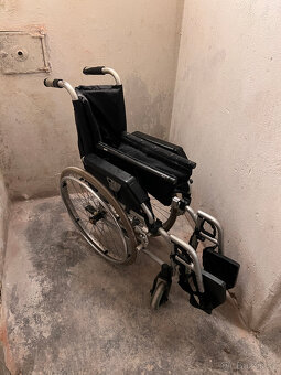 Mechanický invalidní vozík - 2