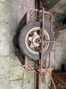 Dvoukolak, kára, karka robustní v dobrém stavu. - 2