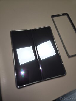 Prodám Samsung Galaxy z fold 3 - 2