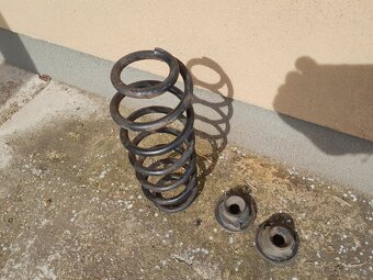 Zadní pružina Octavia 1 - 2