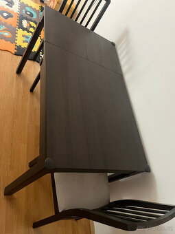 Rozkládací jídelní stůl - 2