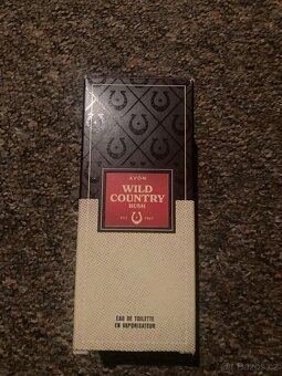 Prodám pánský parfém Wild Country Rush sladký červený pepř - 2