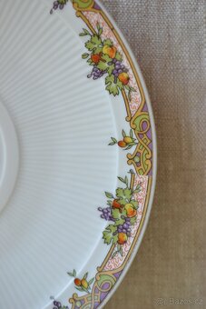 Malý porcelán.talířek zn.LIMOGES - 2