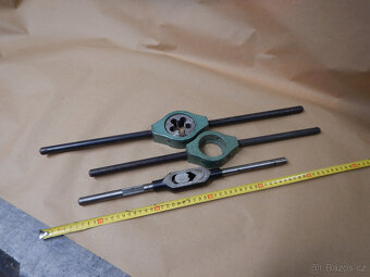 prodám  vybavení dílny - 2