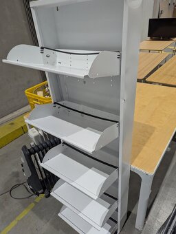 Botník ikea - skříň - 2