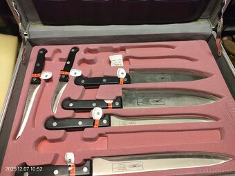 Sada kuchyňských nožů + nůžky - 2