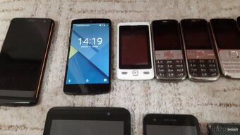 Prodám staré telefony.. - 2