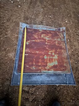 Prodám plechový vikýř. Rozměr 60x60cm - 2