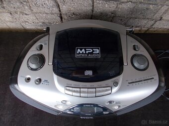 radiopřehrávač - 2