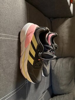 tenisky běžecké boty vel. 40 - 2