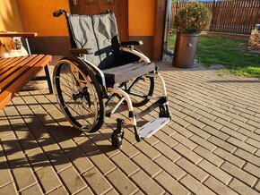 Invalidní vozík Otto Bock - 2