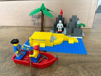 Lego 6254 Pirates Rocky reef - 2