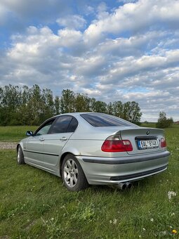 BMW e46 323i - 2
