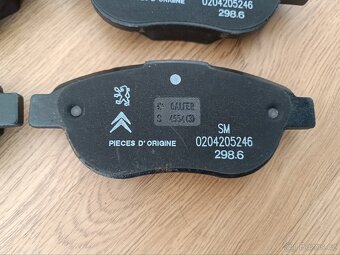 Brzdové destičky originál Peugeot - 2