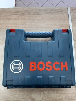 Příklepová vrtačka Bosch Professional - 2