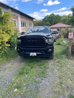 Dodge Ram 2500 - 2
