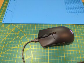 Herní myš CORSAIR SABRE PRO RGB - 2