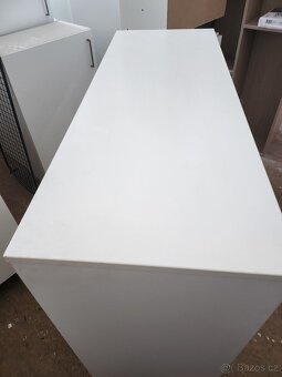 Kancelářský nábytek - 2