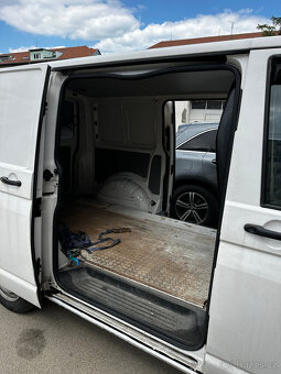 Vw T5 GP 103 kW, dvoje posuvky,AC,Navi,BT tažné,2012 - 2