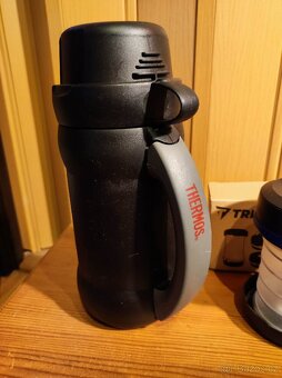 Outdoor Termoska THERMOS 0,5L + turistická lampa - 2