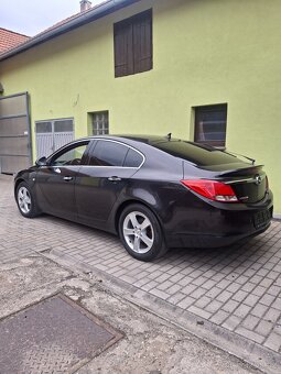 Opel insignia - 2