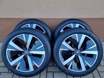 18″ 5×112 VW PASSAT B9 “CATANIA” + 235/45R18 GOODYEAR letné - 2