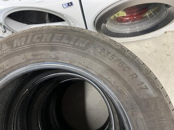 Michelin Premacy  235/60/17 - 2
