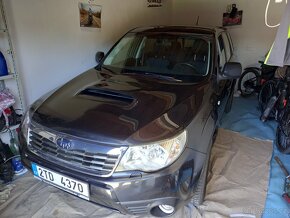 Subaru Forester 2.0D 108kW, 142 tkm,manuál, pěkné auto - 2