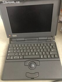 starý Macintosh PowerBook 160 Apple Laptop r.1992 - 2