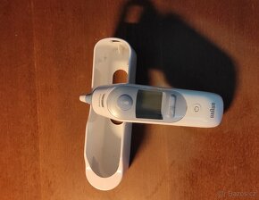 teploměr Braun ThermoScan 7 nefunkční, na opravu - 2