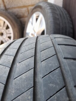 Letní pneu 215/55/17 - 2