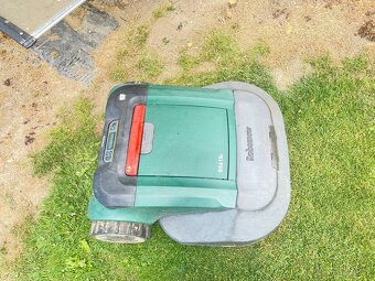 robotická sekačka Robomow RS 615u - 2